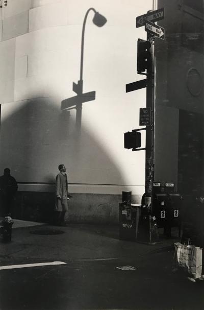 Jean-Claude FIGENWALD - Angle Fulton Street et Broadway, New York, 1992 - Photographie argentique 2